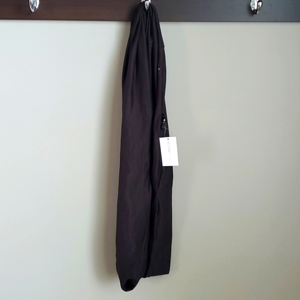 Beyond Yoga Pocket Infinity Scarf